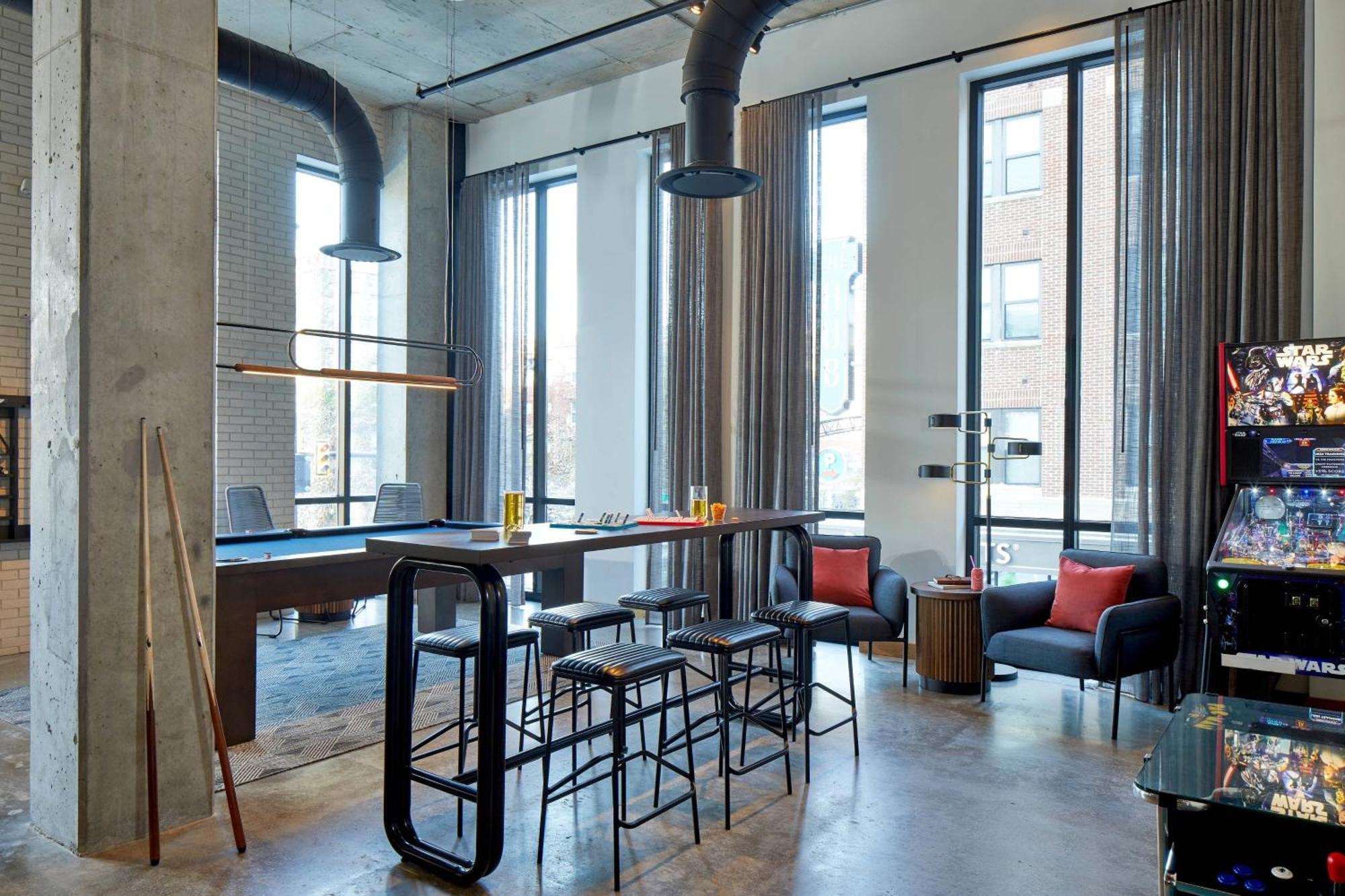 Moxy Columbus Short North Hotel Exterior photo