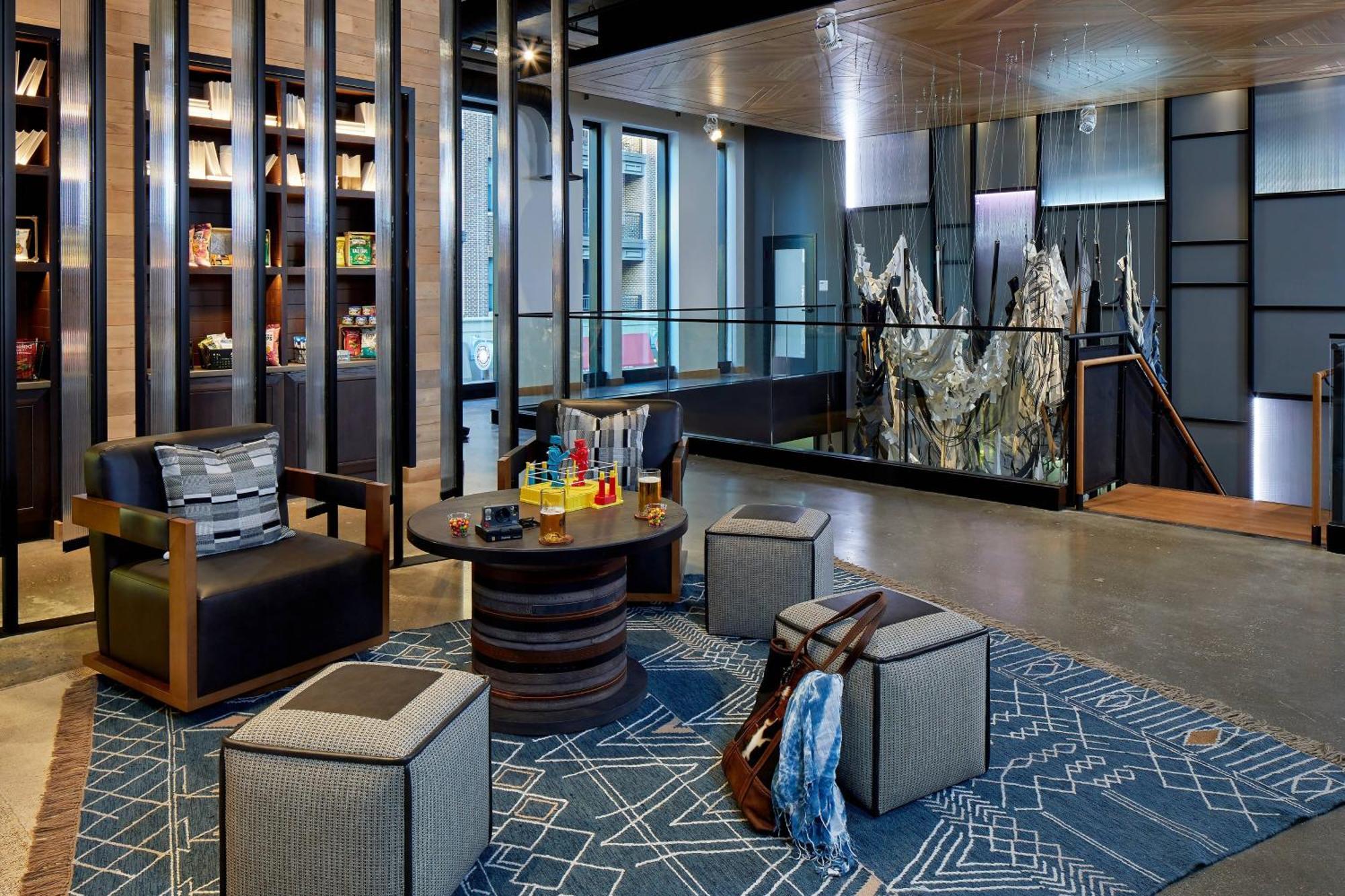 Moxy Columbus Short North Hotel Exterior photo