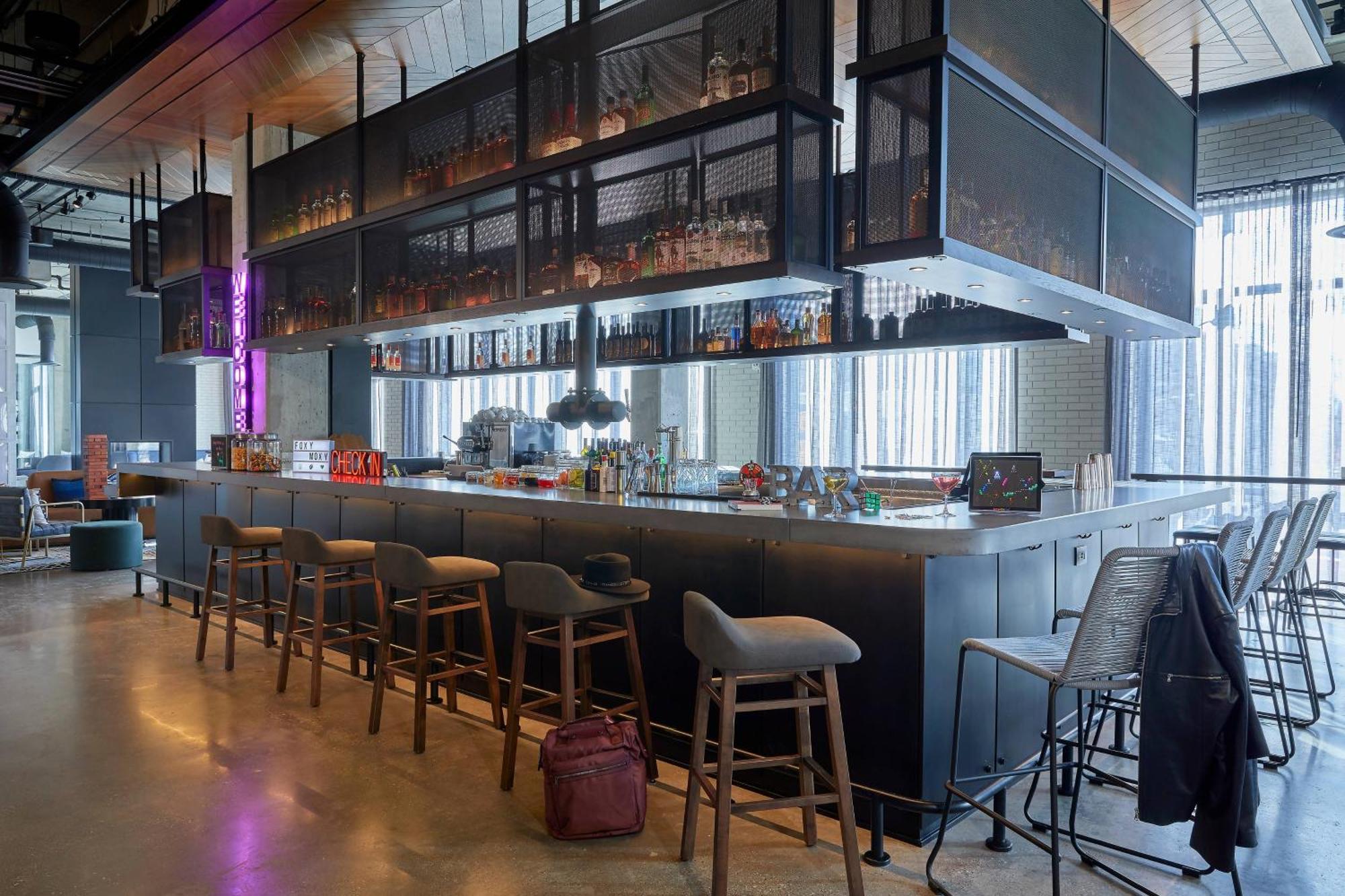 Moxy Columbus Short North Hotel Exterior photo